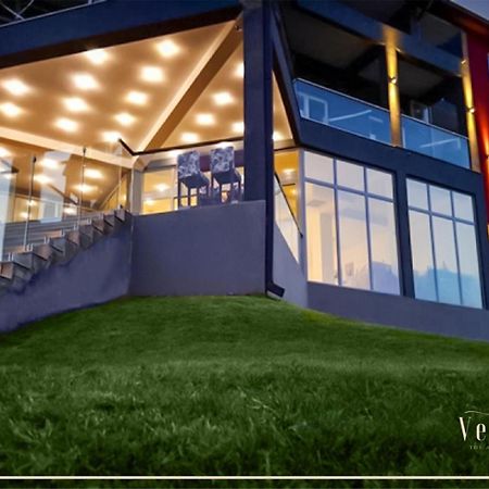 Verdisso Hotel & Restaurant 데미르 카피자 외부 사진