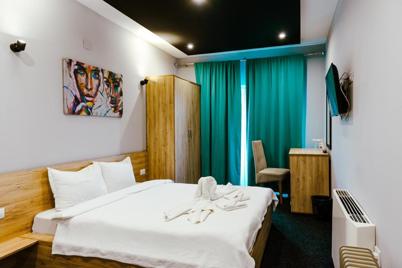 Verdisso Hotel & Restaurant 데미르 카피자 외부 사진